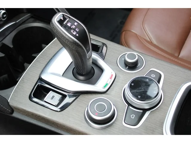 SEMINUEVOS ALFA ROMEO Stelvio a Estados en autogozo