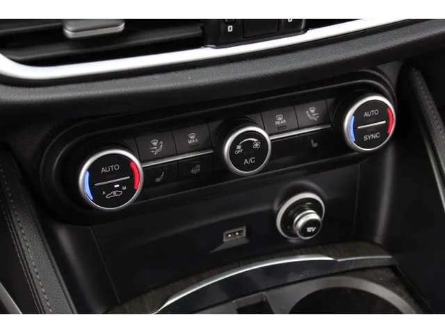 SEMINUEVOS ALFA ROMEO Stelvio a Estados en autogozo