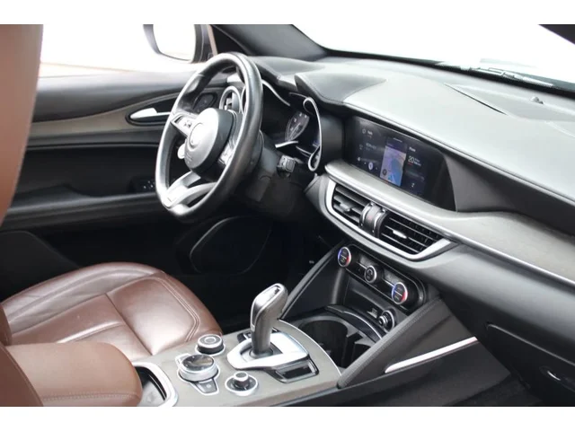 SEMINUEVOS ALFA ROMEO Stelvio a Estados en autogozo