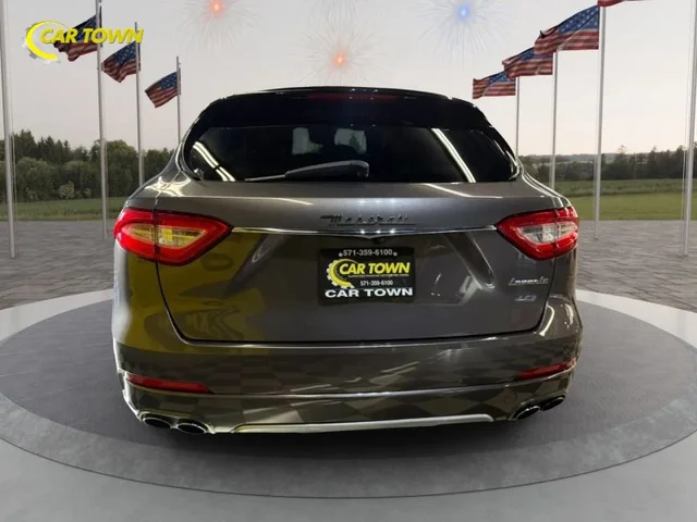 SEMINUEVOS MASERATI Levante a Estados en autogozo