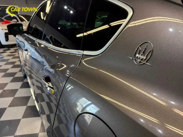 SEMINUEVOS MASERATI Levante a Estados en autogozo