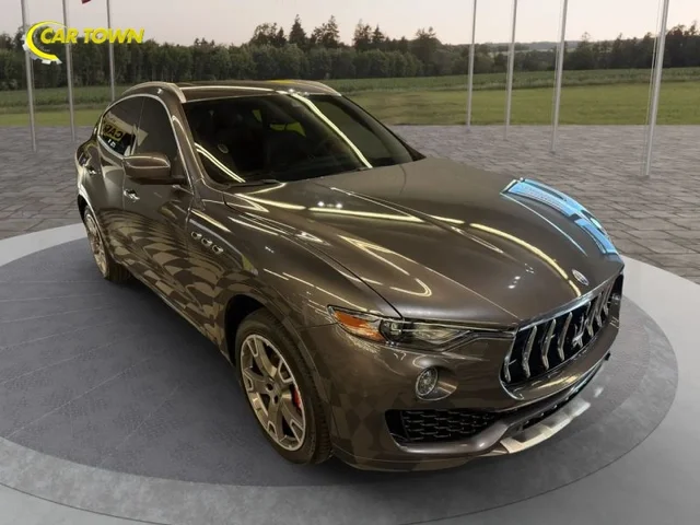 SEMINUEVOS MASERATI Levante a Estados en autogozo
