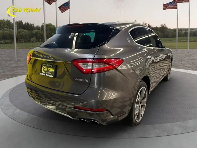 SEMINUEVOS MASERATI Levante a Estados en autogozo