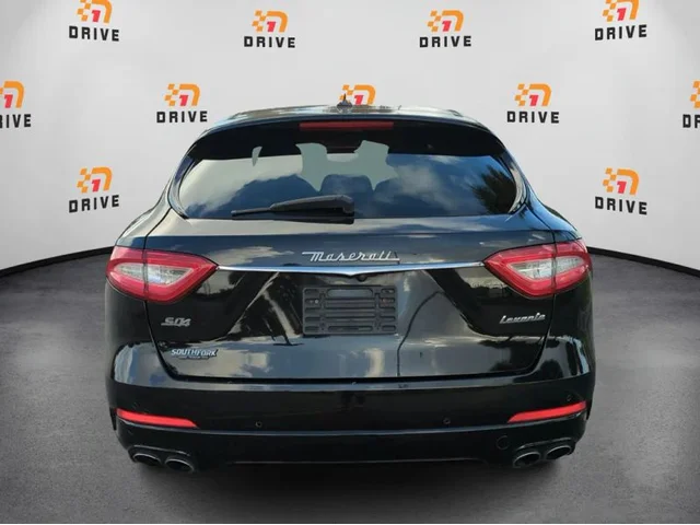 SEMINUEVOS MASERATI Levante a Estados en autogozo
