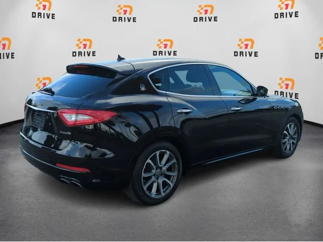 SEMINUEVOS MASERATI Levante a Estados en autogozo