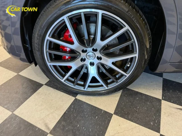SEMINUEVOS MASERATI Levante a Estados en autogozo