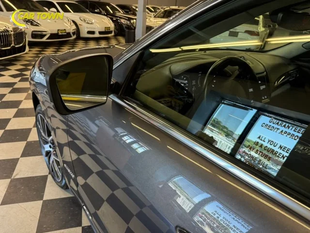 SEMINUEVOS MASERATI Levante a Estados en autogozo