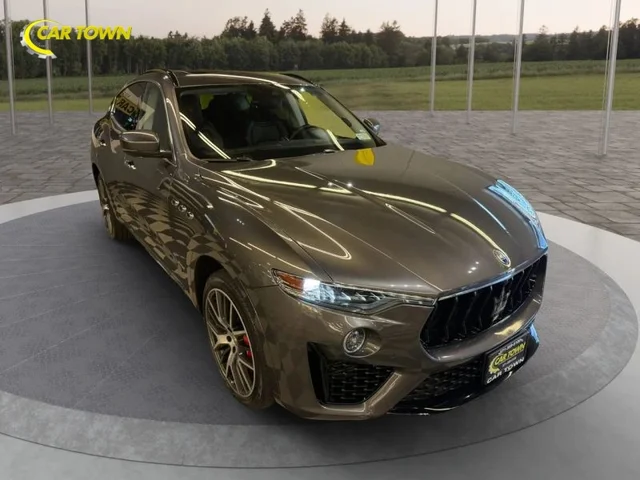 SEMINUEVOS MASERATI Levante a Estados en autogozo