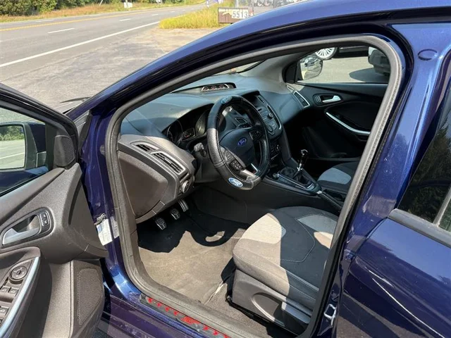 SEMINUEVOS FORD FOCUS a Estados en autogozo