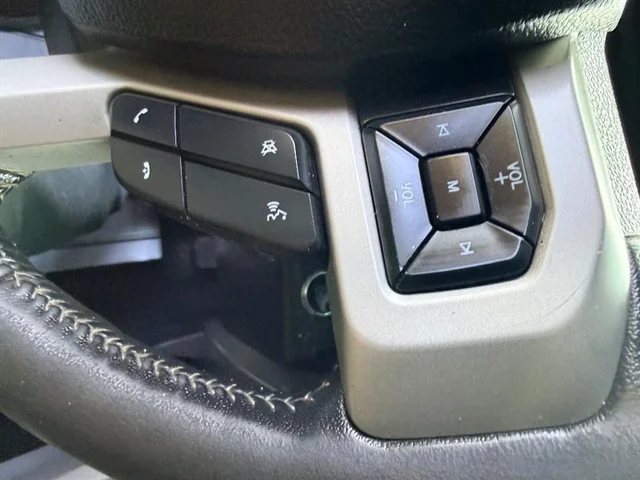 SEMINUEVOS FORD SUPER DUTY F-350 SRW a Estados en autogozo