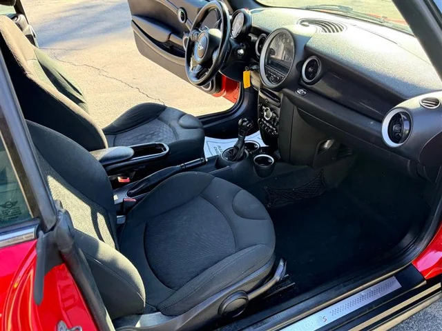 SEMINUEVOS MINI CONVERTIBLE a Estados en autogozo
