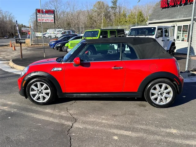 SEMINUEVOS MINI CONVERTIBLE a Estados en autogozo