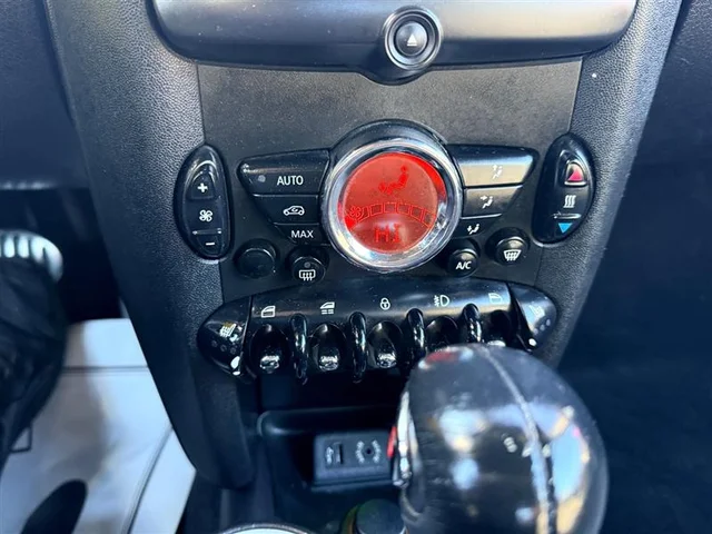 SEMINUEVOS MINI CONVERTIBLE a Estados en autogozo