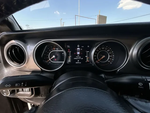 SEMINUEVOS JEEP Gladiator a Estados en autogozo