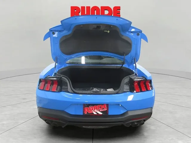 Nuevos FORD MUSTANG à Estados chez autogozo