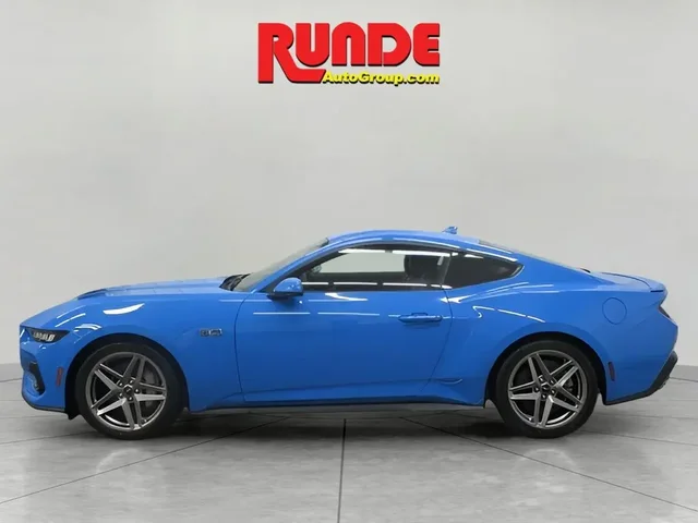 Nuevos FORD MUSTANG à Estados chez autogozo