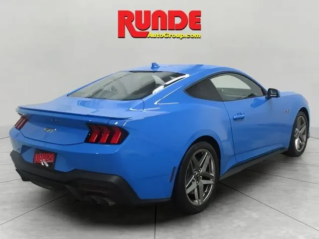 Nuevos FORD MUSTANG à Estados chez autogozo