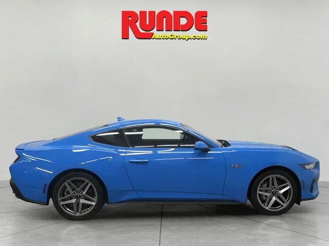Nuevos FORD MUSTANG à Estados chez autogozo