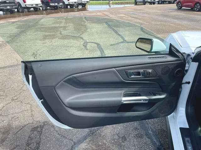 Nuevos FORD MUSTANG à Estados chez autogozo