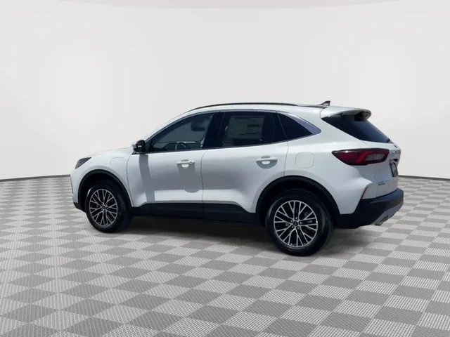 Nuevos FORD ESCAPE à Estados chez autogozo
