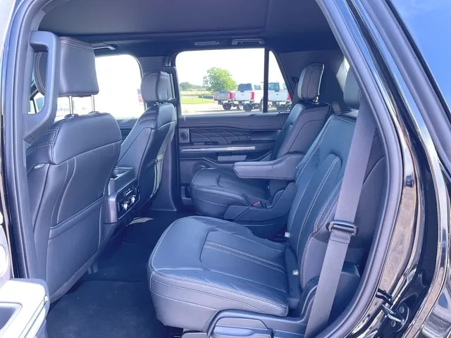 Nuevos FORD EXPEDITION à Estados chez autogozo