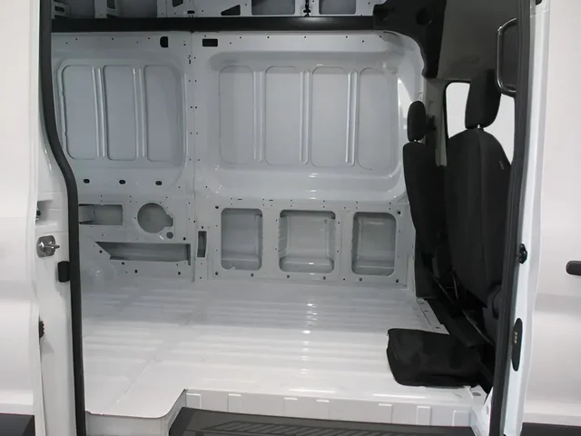 Nuevos FORD E-TRANSIT à Estados chez autogozo