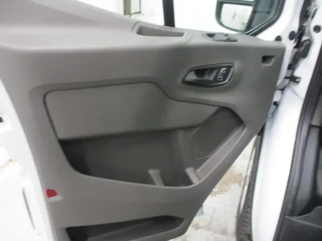 Nuevos FORD E-TRANSIT à Estados chez autogozo