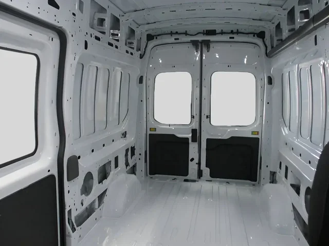Nuevos FORD E-TRANSIT à Estados chez autogozo
