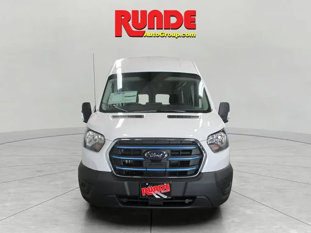 Nuevos FORD E-TRANSIT à Estados chez autogozo