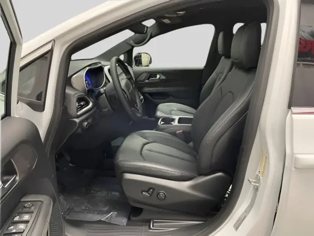 Nuevos CHRYSLER VOYAGER à Estados chez autogozo