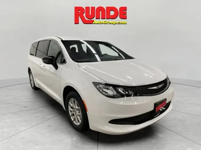 Nuevos CHRYSLER VOYAGER à Estados chez autogozo