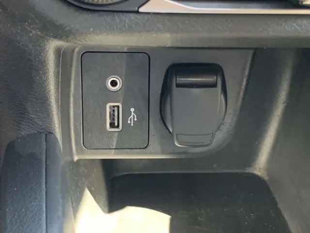 SEMINUEVOS NISSAN Versa a Estados en autogozo