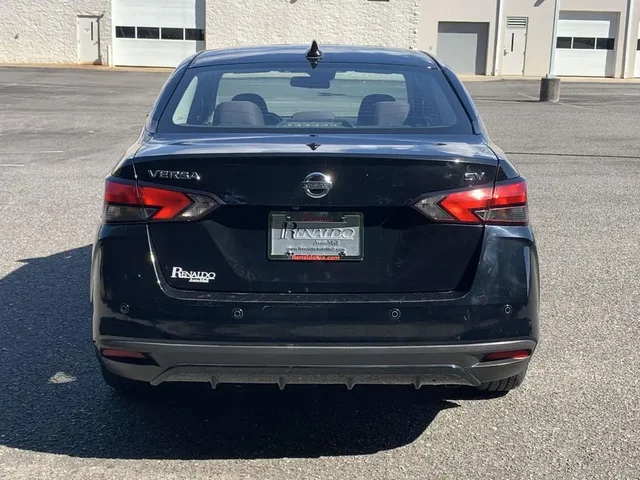 SEMINUEVOS NISSAN Versa a Estados en autogozo