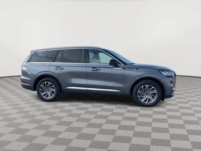 SEMINUEVOS LINCOLN Aviator a Estados en autogozo