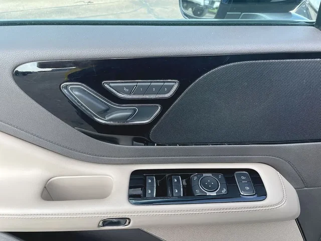 SEMINUEVOS LINCOLN Aviator a Estados en autogozo