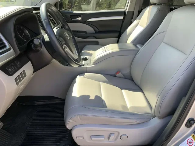 SEMINUEVOS TOYOTA Highlander a Estados en autogozo