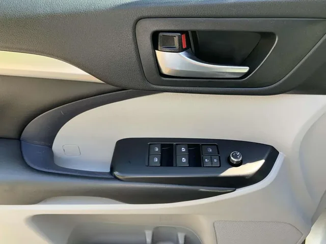 SEMINUEVOS TOYOTA Highlander a Estados en autogozo
