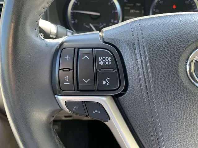 SEMINUEVOS TOYOTA Highlander a Estados en autogozo