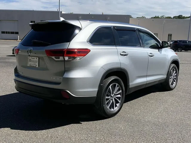 SEMINUEVOS TOYOTA Highlander a Estados en autogozo