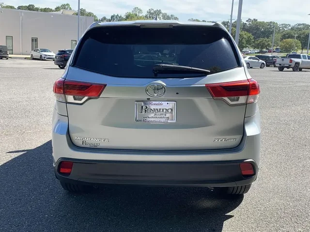 SEMINUEVOS TOYOTA Highlander a Estados en autogozo