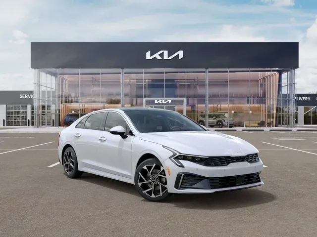 Nuevos KIA K5 à Estados chez autogozo