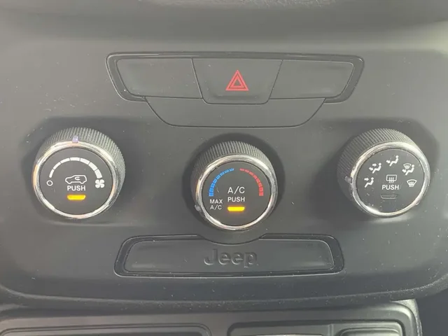 SEMINUEVOS JEEP Renegade a Estados en autogozo