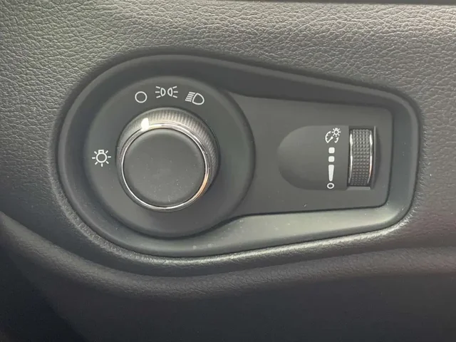 SEMINUEVOS JEEP Renegade a Estados en autogozo