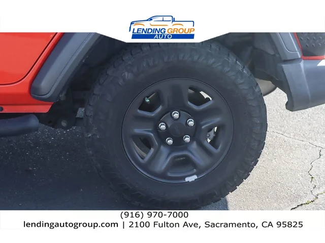SEMINUEVOS JEEP Wrangler Unlimited at Lending Group Auto in Sacramento