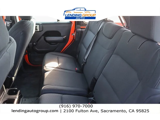 SEMINUEVOS JEEP Wrangler Unlimited at Lending Group Auto in Sacramento