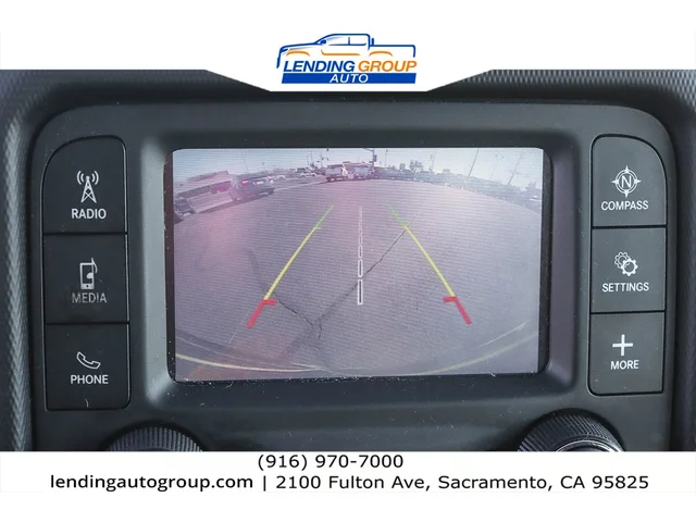SEMINUEVOS JEEP Wrangler Unlimited at Lending Group Auto in Sacramento