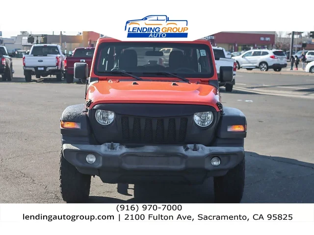 SEMINUEVOS JEEP Wrangler Unlimited at Lending Group Auto in Sacramento