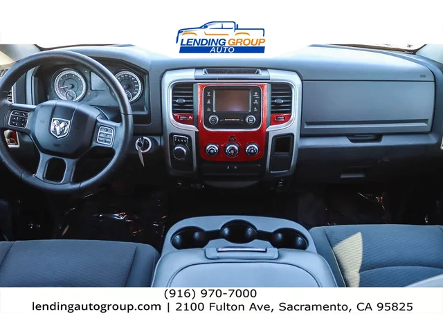 SEMINUEVOS RAM 1500 at Lending Group Auto in Sacramento