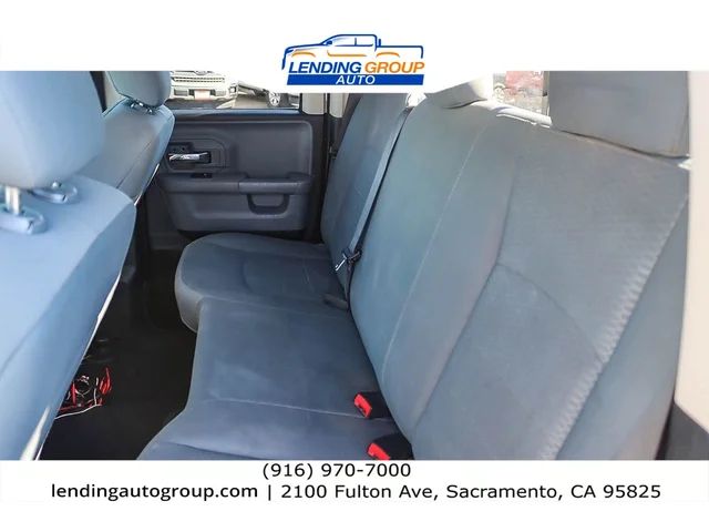 SEMINUEVOS RAM 1500 at Lending Group Auto in Sacramento