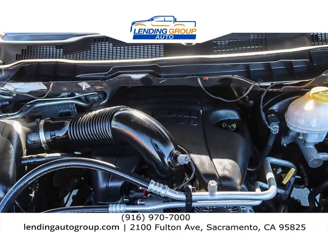 SEMINUEVOS RAM 1500 at Lending Group Auto in Sacramento